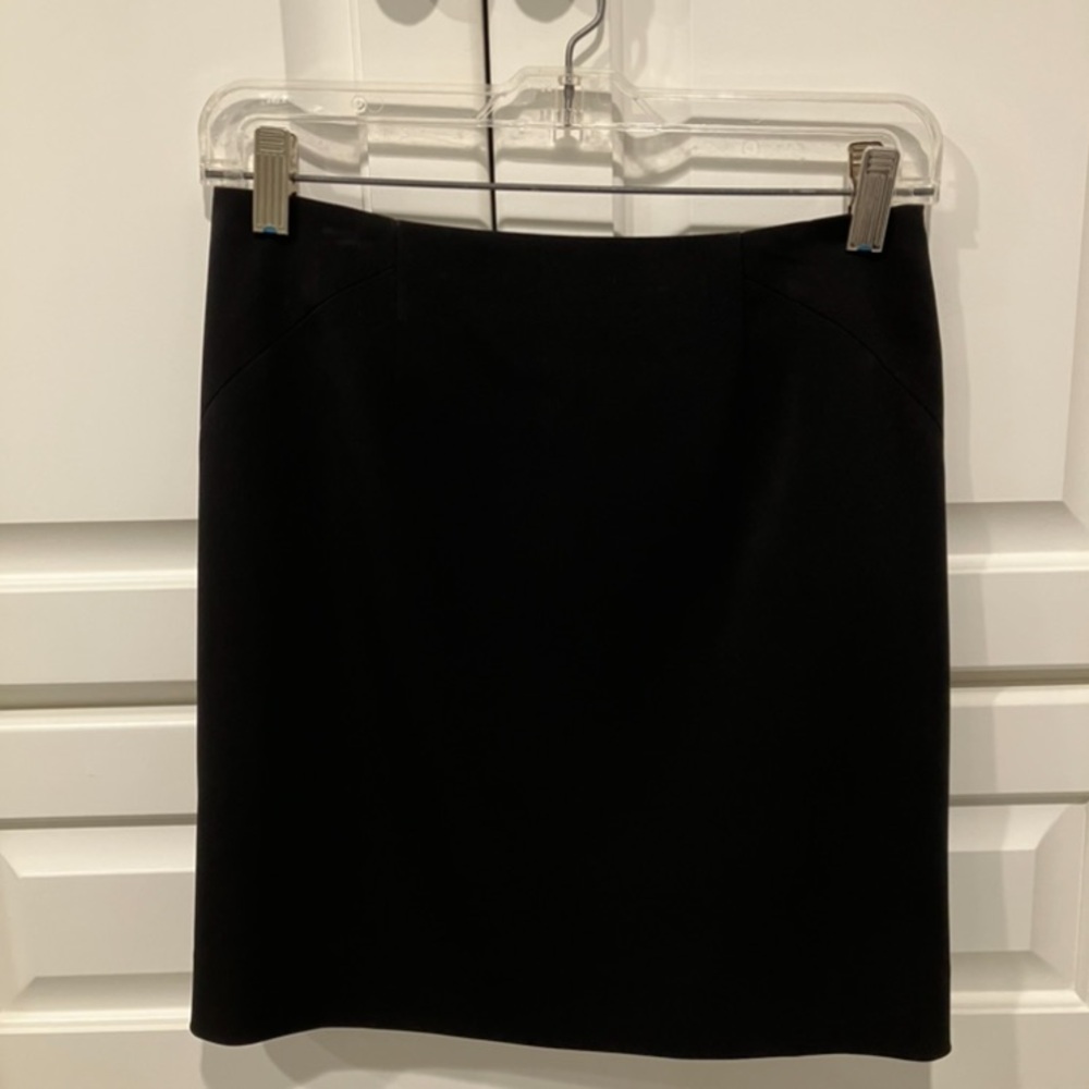 Ann Taylor black pencil skirt size 2